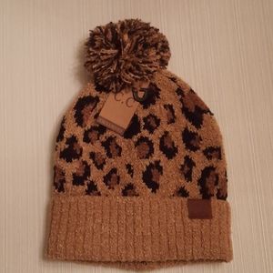CC exclusives leopard print pom pom beanie